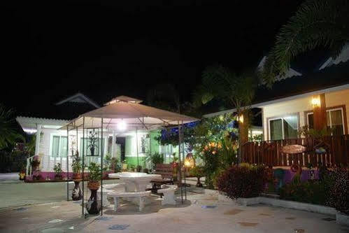 Baan Im Em Hotel Pattaya Exterior foto