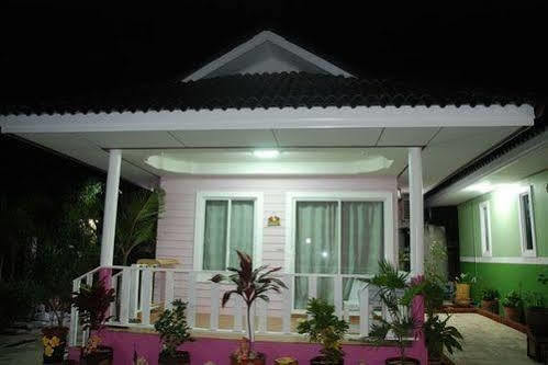 Baan Im Em Hotel Pattaya Exterior foto